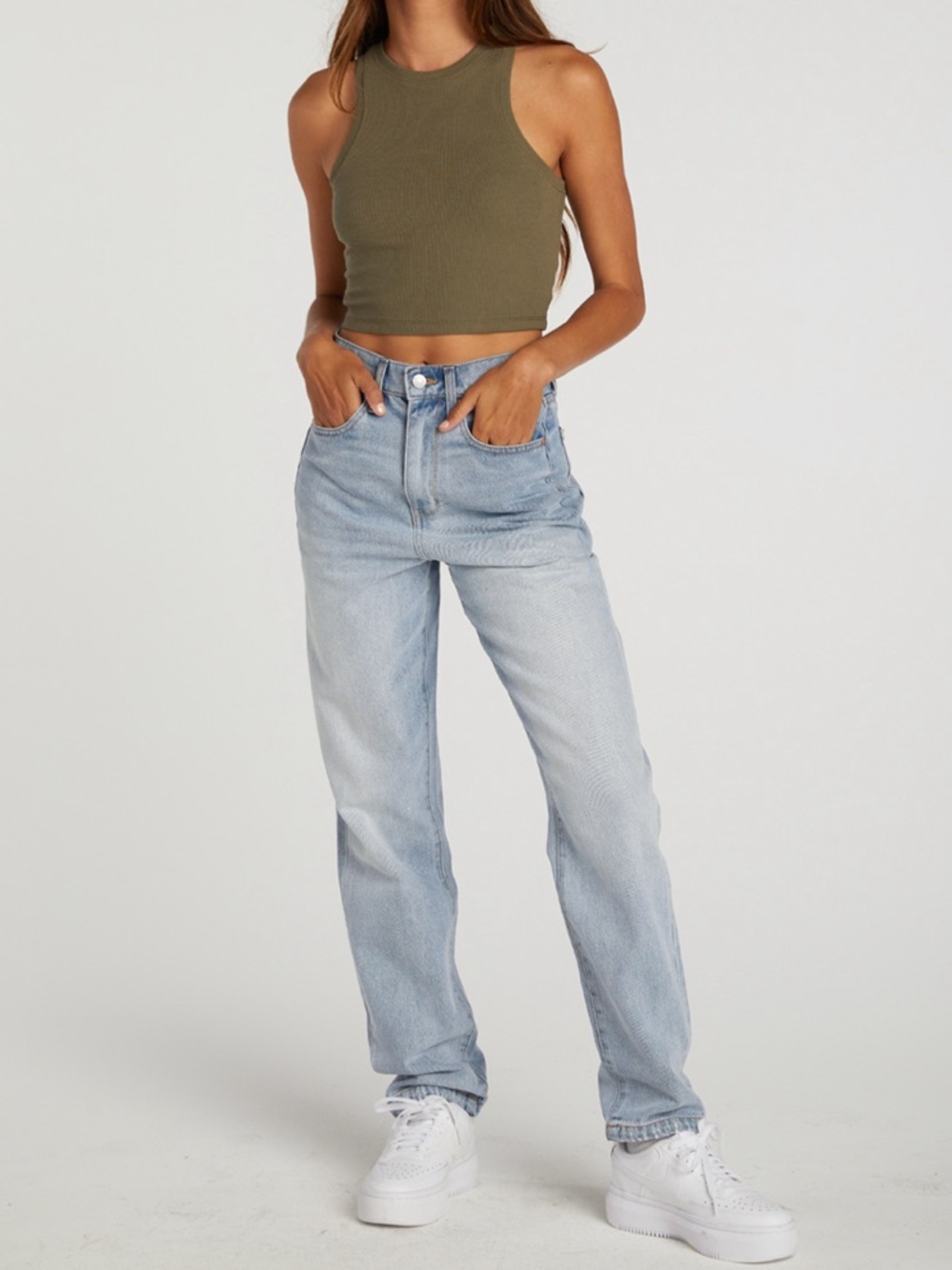 NWOT • RSQ • Light Wash High-Rise Straight 90’s Style Jeans